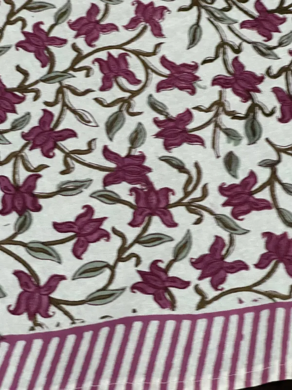 Hand_Block_Print_Round_Tablecloth:_Floral_8-Seater_Table_Wear