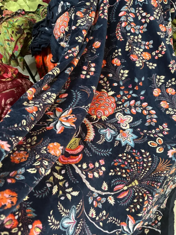 Floral_Print_Cotton_Velvet_Fabric:_Indian_Style_Upholstery,_Quilting