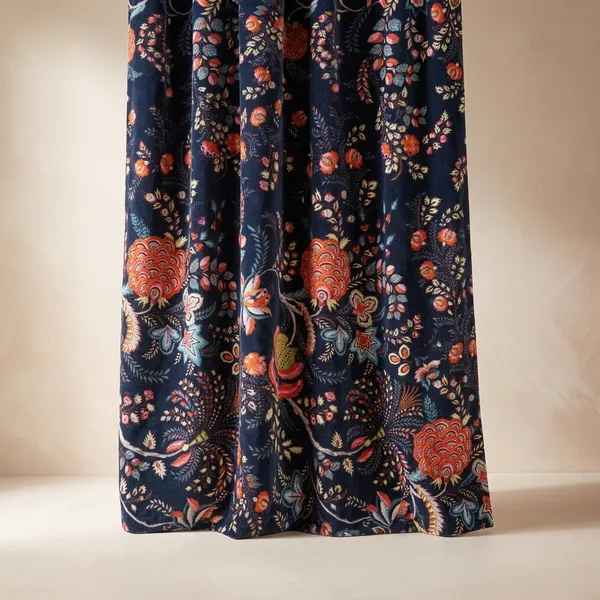 Floral_Print_Cotton_Velvet_Fabric:_Indian_Style_Upholstery,_Quilting