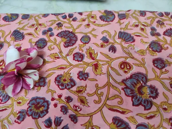 Hand_Block_Printed_Cotton_Fabric:_Mughal_Floral_Print,_44"_Wide