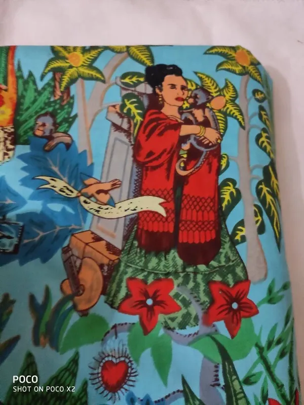 Frida_Kahlo_Print_Fabric:_Mexican_Painter_Inspired_Cotton,_1_Yard