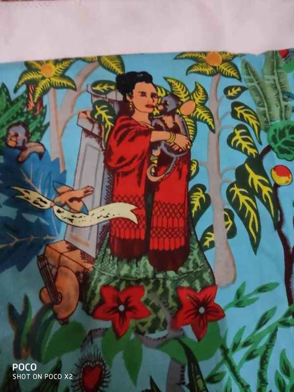 Frida_Kahlo_Print_Fabric:_Mexican_Painter_Inspired_Cotton,_1_Yard