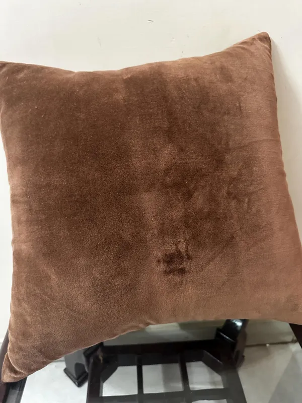 Soft_Velvet_Throw_Pillow,_Decorative_Cushion_Cover_Pack_Of_6