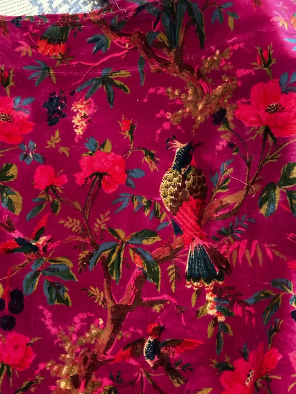 Luxury_Cotton_Velvet_Fabric:_Bird_Print,_Onion_Pink,_45"_Wide