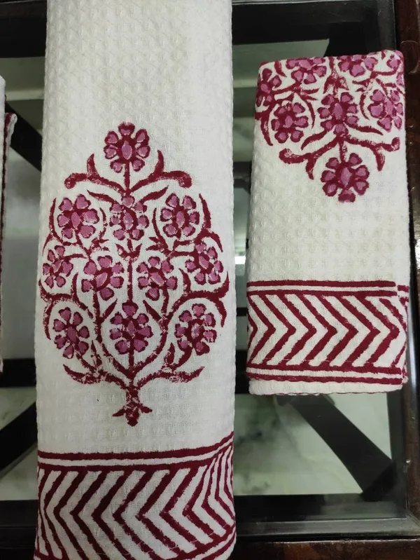 Waffle_Hand_Block_Print_Organic_Cotton_Towel_Set:_Bath_&_Hand_Towels