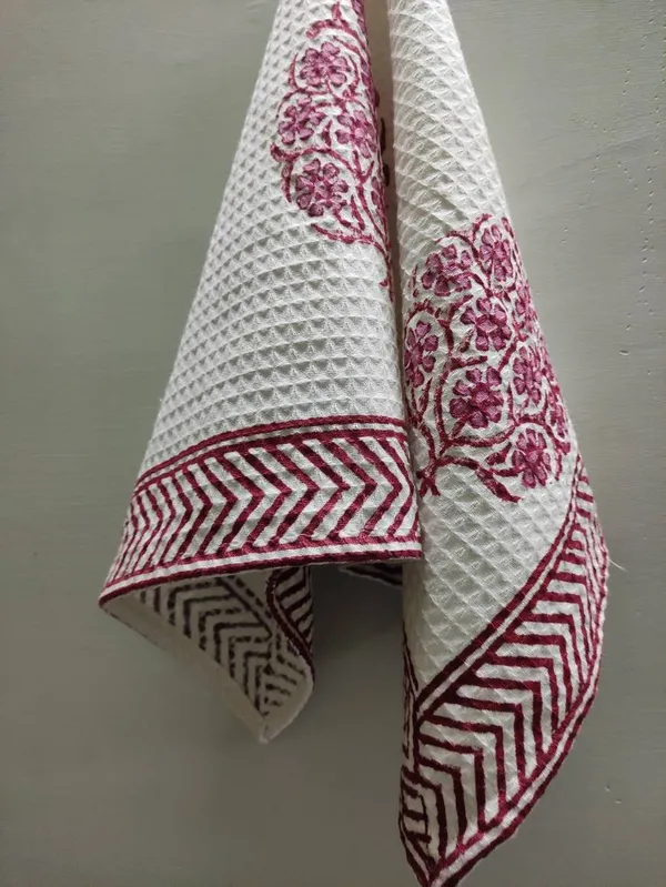 Waffle_Hand_Block_Print_Organic_Cotton_Towel_Set:_Bath_&_Hand_Towels