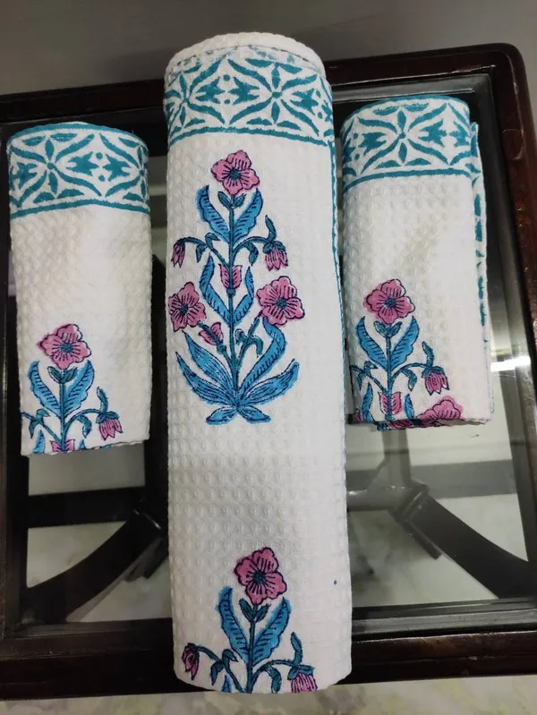 Hand_Block_Print_Organic_Cotton_Towel_Set:_Waffle_Weave,_Floral_Design