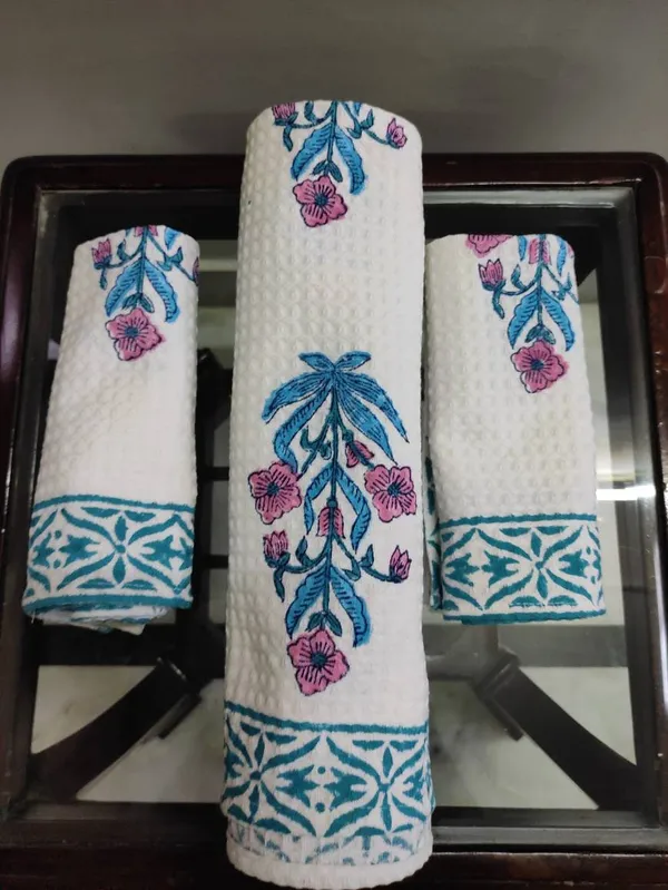 Hand_Block_Print_Organic_Cotton_Towel_Set:_Waffle_Weave,_Floral_Design