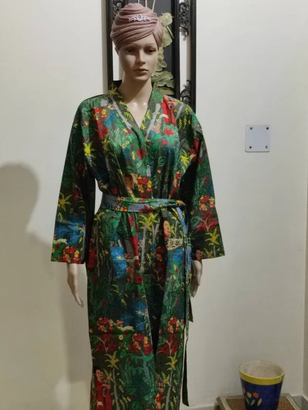 Frida_Kahlo_Print_Cotton_Kimono_Robe:_Colorful_Women'S_Loungewear