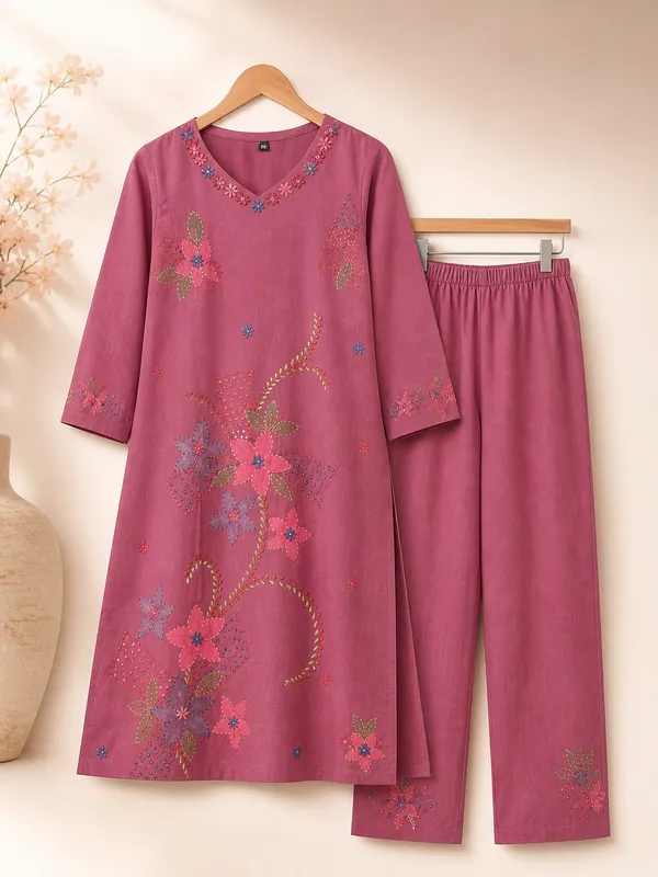 Stiched_2_Piece_Onion_Color_Kurti_Pant_Set_With_Hand_Paint_And_Hand_Embroidery