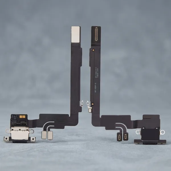 Charging_Flex_Cable_Connector_Pcb_Board_For_Iphone_16_Pro_Max