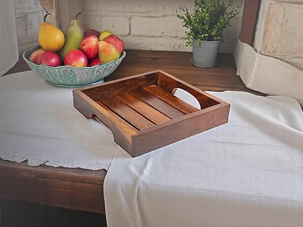 Wooden_Serving_Tray_With_Handle