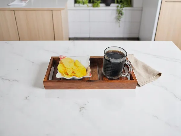 Wooden_Serving_Tray_With_Handles