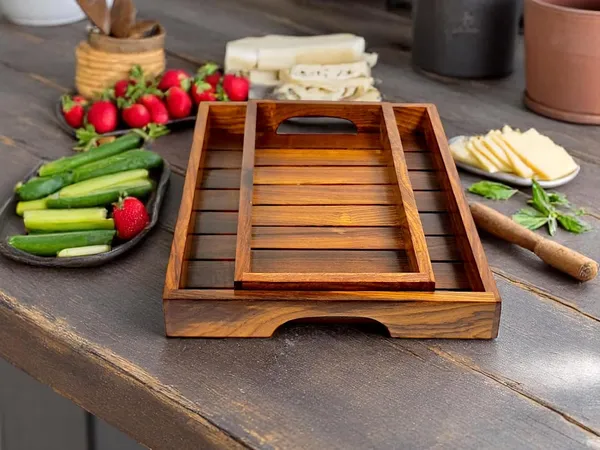 Wooden_Serving_Tray_With_Handles