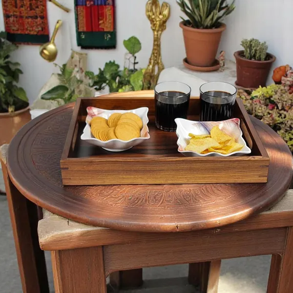 Wooden_Serving_Tray_With_Handles