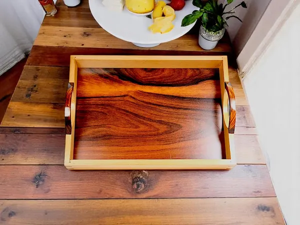 Wooden_Serving_Tray_With_Handles