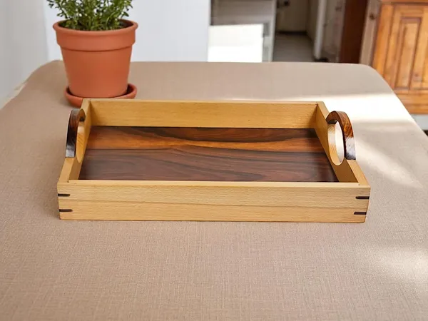 Wooden_Serving_Tray_With_Handles