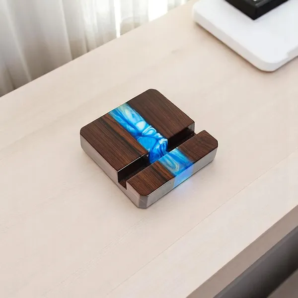 Wooden_Phone_Stand_With_Resin_Accent