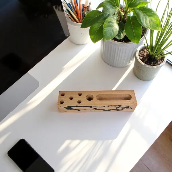 Wooden_Desk_Organizer_With_Pen_And_Card_Holder
