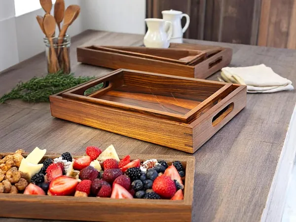 Wooden_Serving_Tray_With_Handles