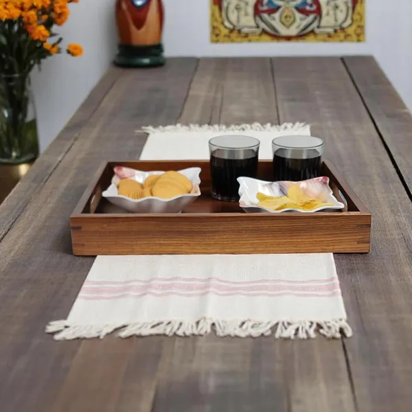 Wooden_Serving_Tray_With_Handles
