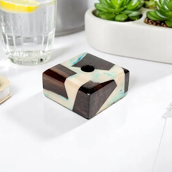 Wooden_Pen_Holder_With_Turquoise_Inlay