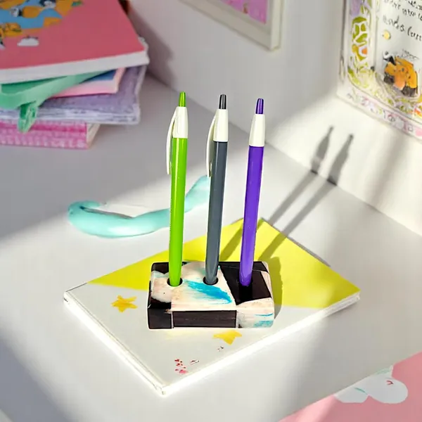 Wooden_Pen_Holder