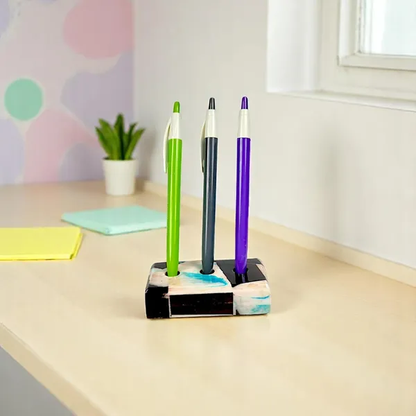 Wooden_Pen_Holder