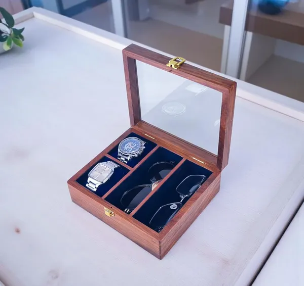 Wooden_Watch_And_Sunglasses_Display_Box_With_Glass_Top