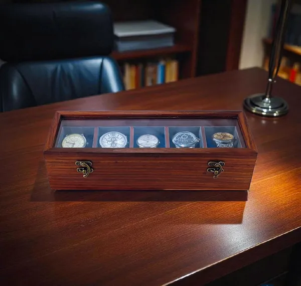 Wooden_Watch_Display_Box