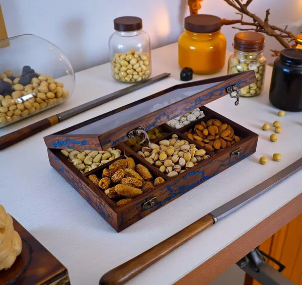 Wooden_Dry_Fruit_Box_With_Epoxy_Inlay