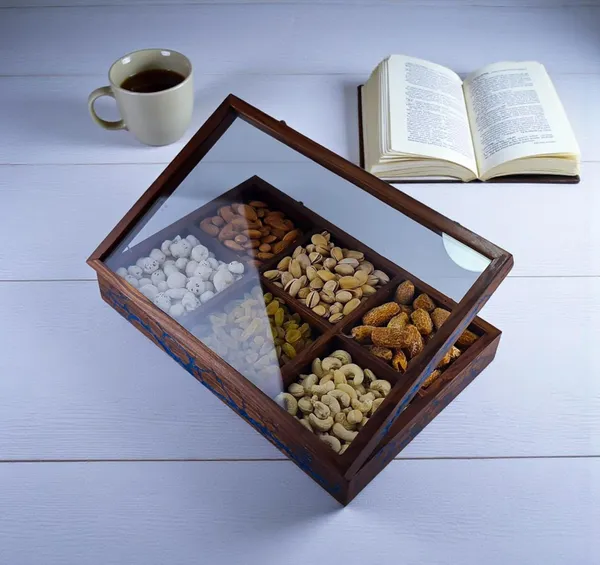 Wooden_Dry_Fruit_Box_With_Epoxy_Inlay