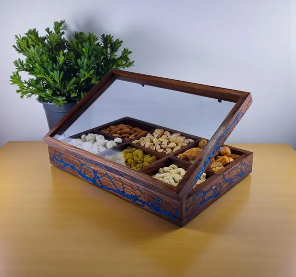 Wooden_Dry_Fruit_Box_With_Epoxy_Inlay
