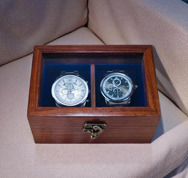 Wooden_Watch_Display_Box_Input_Output