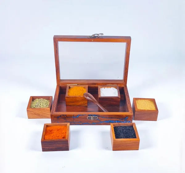 Wooden_Spice_Box_With_Glass_Lid