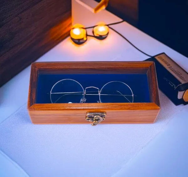 Wooden_Eyewear_Storage_Box