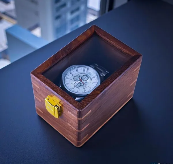Wooden_Watch_Box_With_Brass_Latch