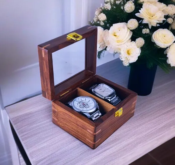 Wooden_Watch_Display_Box_With_Glass_Top