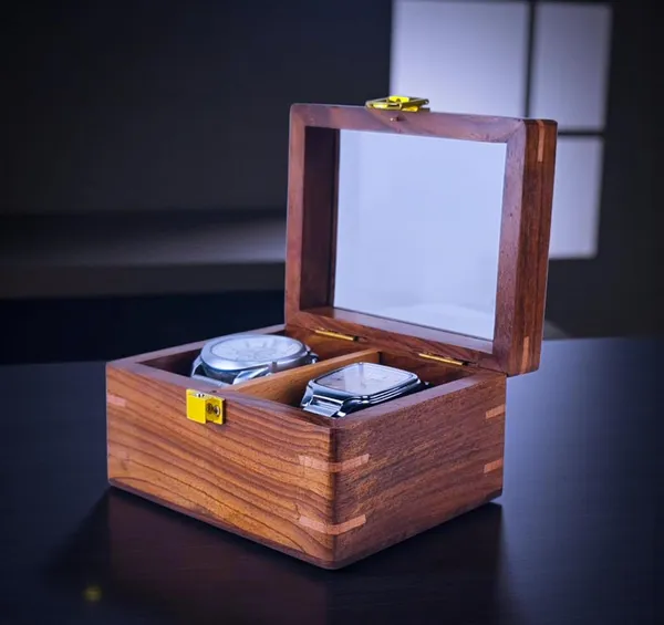 Wooden_Watch_Display_Box_With_Glass_Top