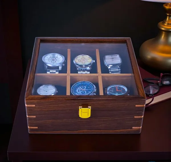Wooden_Watch_Display_Box_With_Glass_Lid