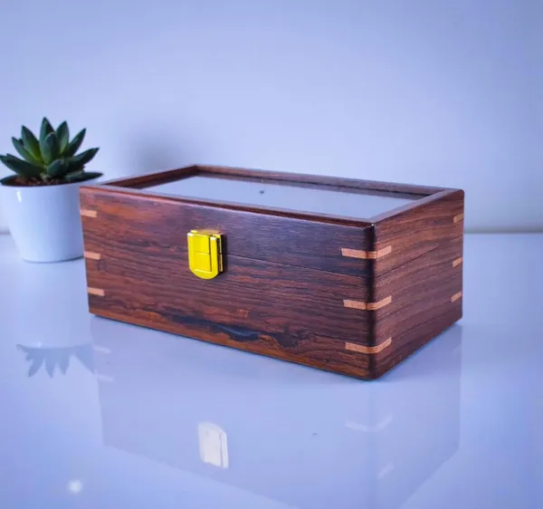 Wooden_Watch_Display_Box