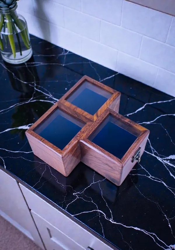 Watch_Display_Box_With_Glass_Top