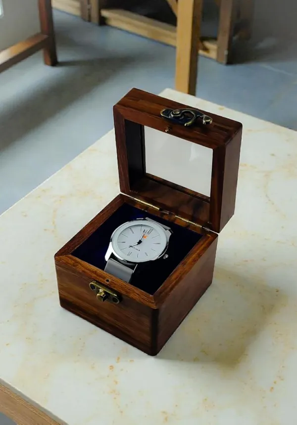 Wooden_Watch_Display_Box