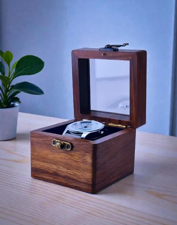 Wooden_Watch_Display_Box