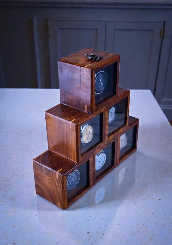 Wooden_Watch_Storage_Box