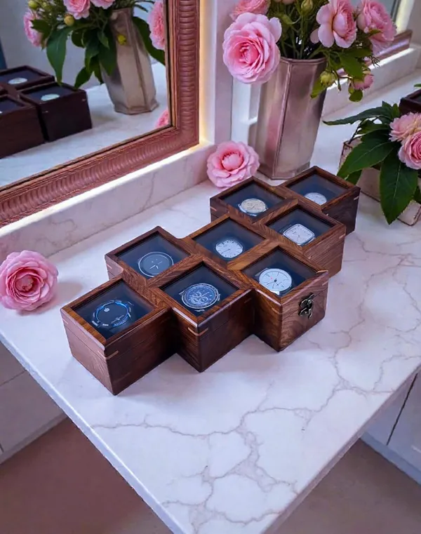 Watch_Display_Box_With_Glass_Window