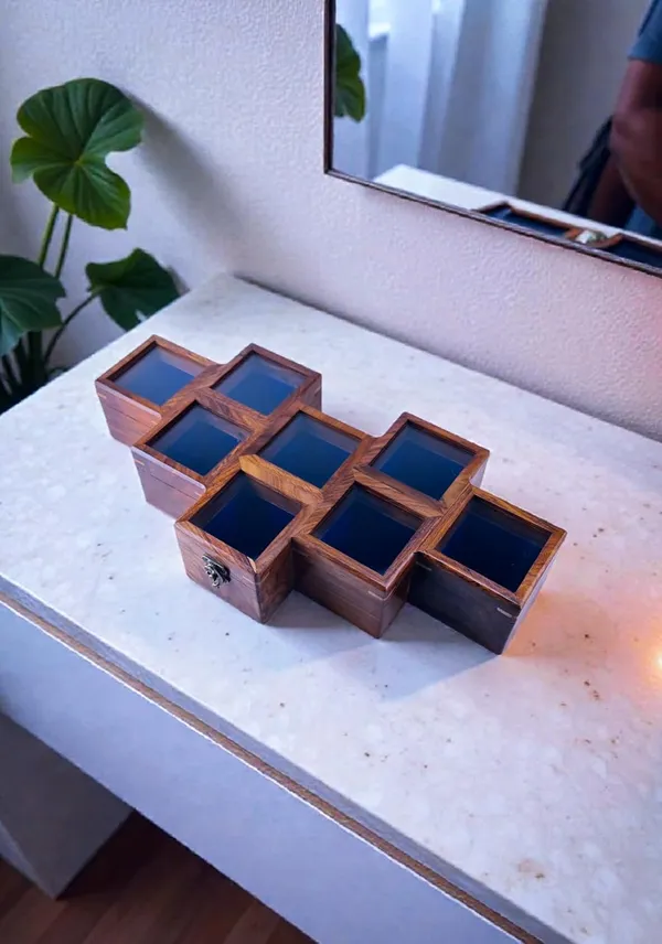 Watch_Display_Box_With_Glass_Window