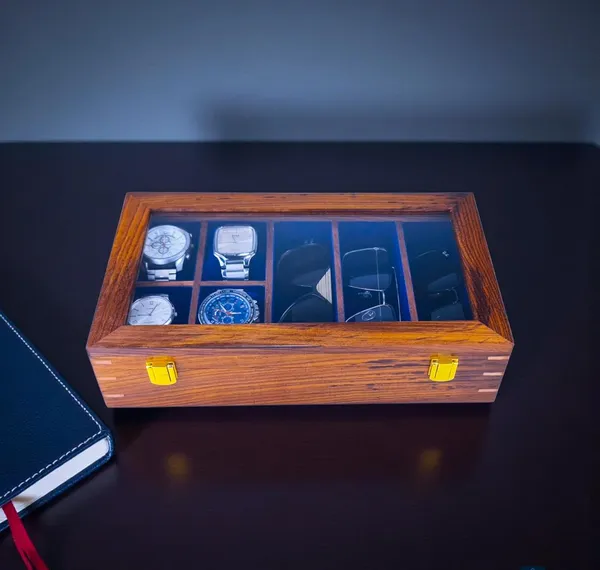 Wooden_Watch_And_Sunglasses_Organizer_Box