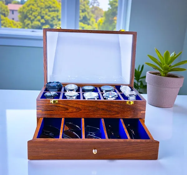 Wooden_Watch_Display_Case