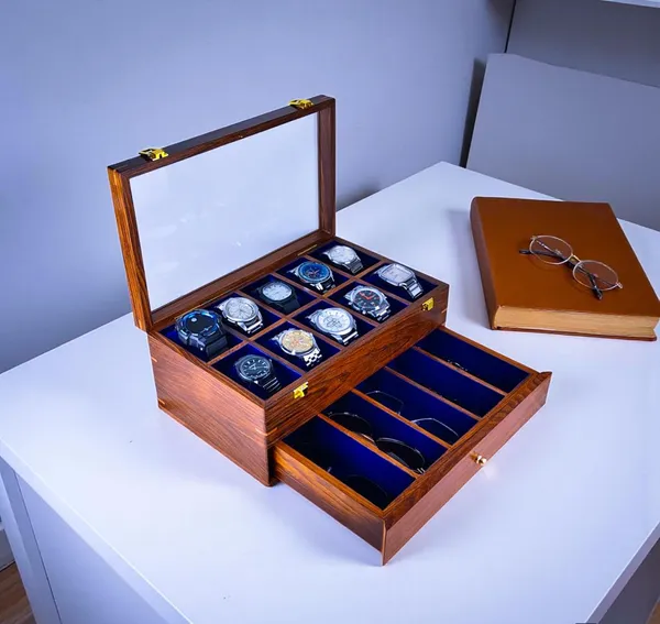 Wooden_Watch_Display_Case